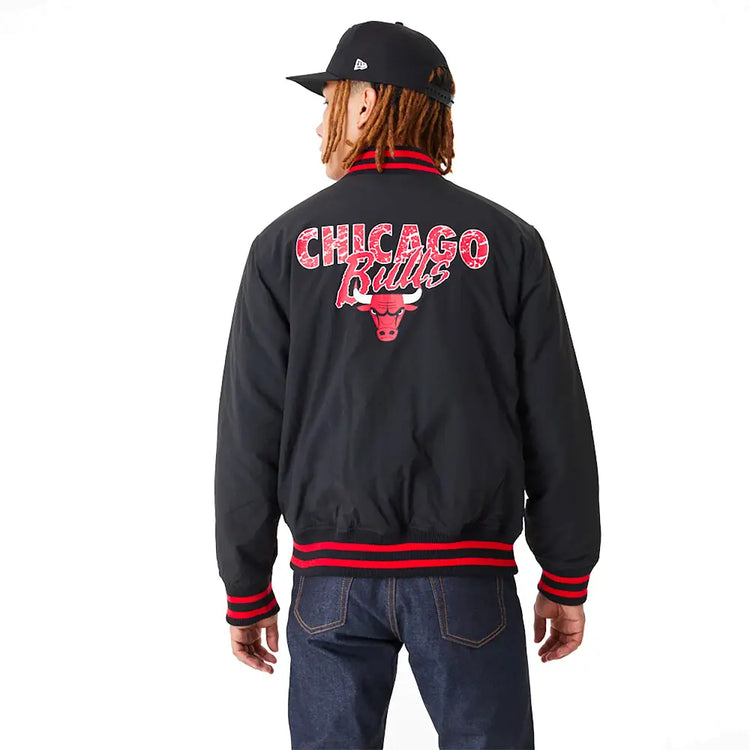 NEW ERA Nba Chicago Bulls Team Script Black Bomber Jacket 60416335