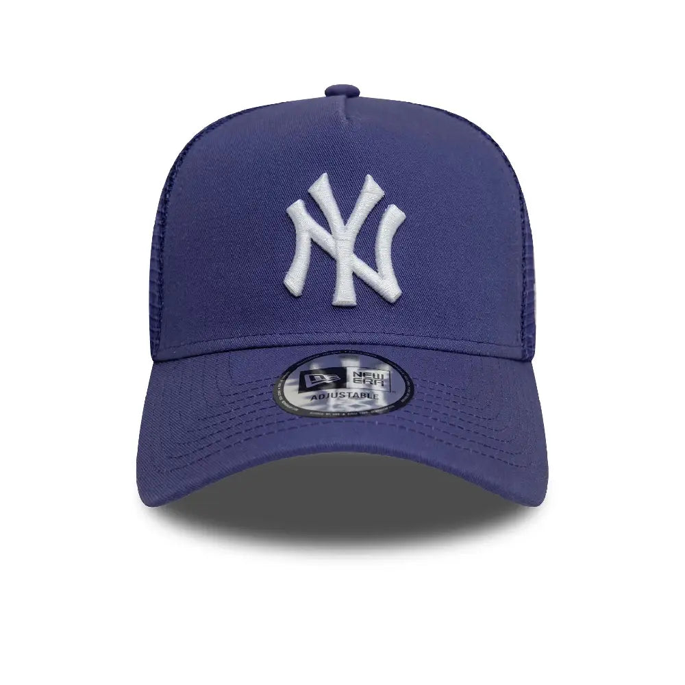 Caps New Era New York Yankees Womens League Essential 9FORTY Adjustable Cap Brown Suede Camel