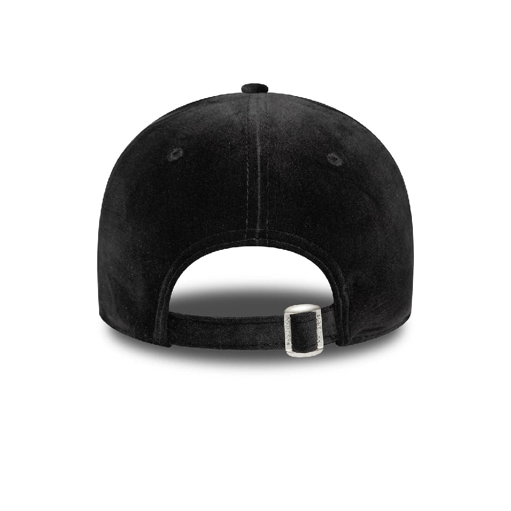 NEW ERA New York Yankees Womens MLB Velour Black 9FORTY Adjustable Cap 60758956