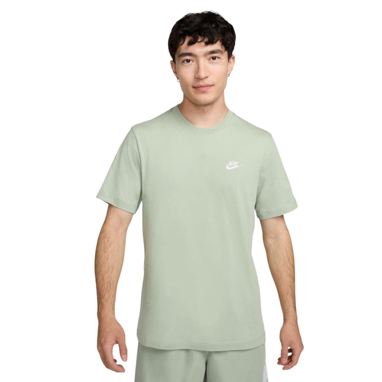 NIKE Sportswear Club T-Shirt Green AR4997-371