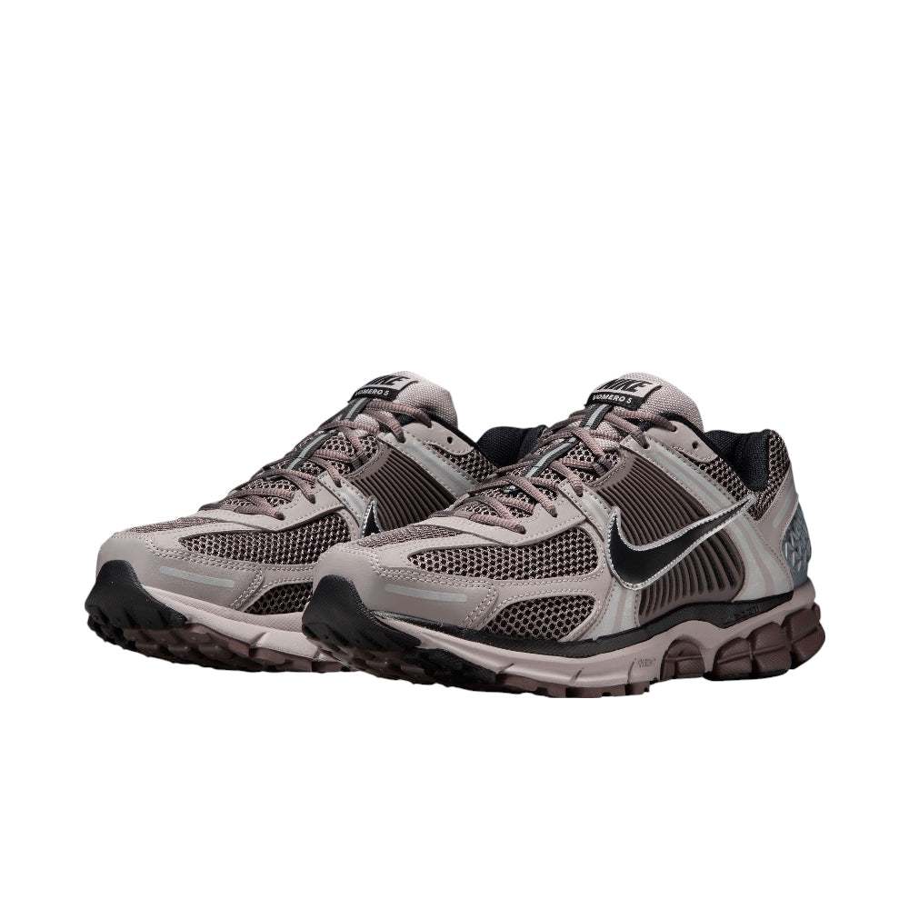 Nike VOMERO5 スニーカー Nike Zoom Vomero 5 “Vast Grey/Blue Void” Release Info
