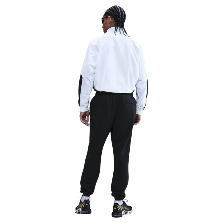 NIKE Club Cuffed Brushed Fleece Pants Black FN3808-010