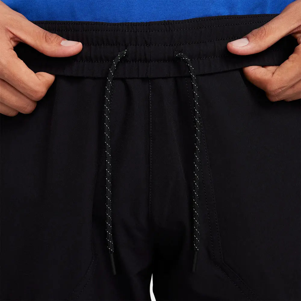 NIKE Sportswear Air Max Woven Cargo Pant FV5594-010