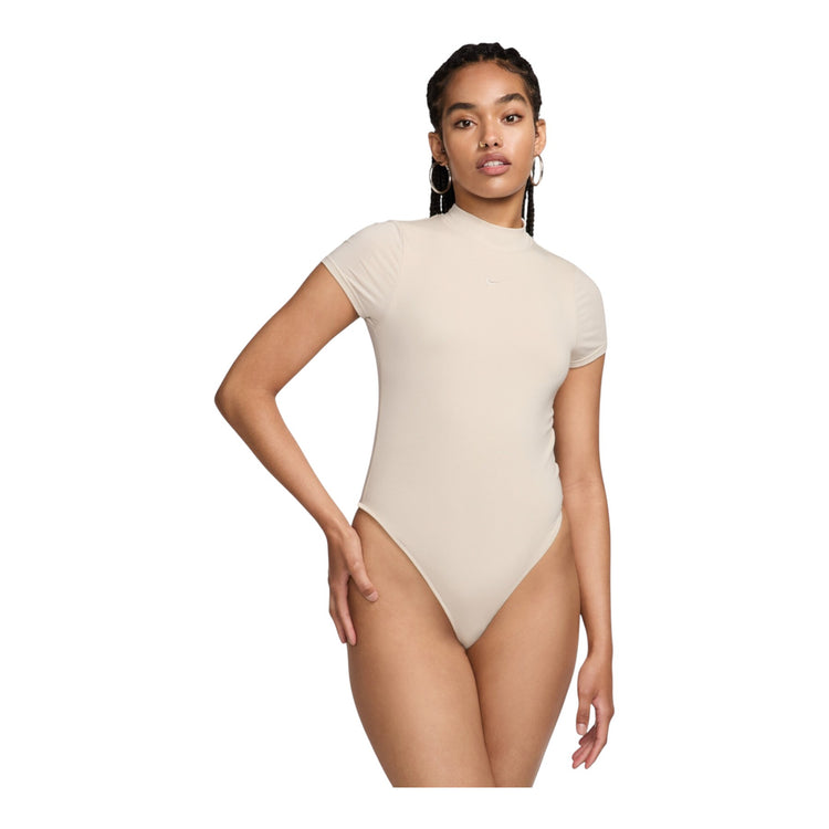 Sportswear Chill Knit Short-Sleeve Bodysuit