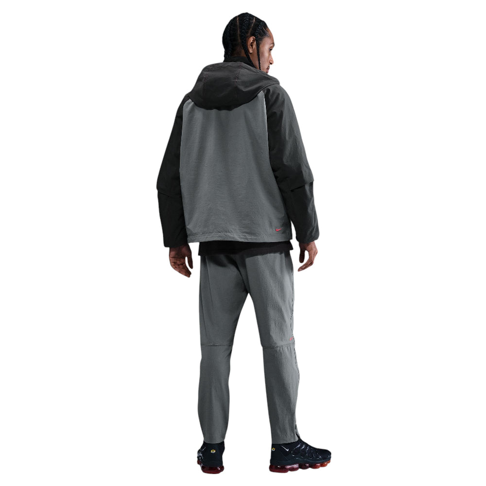 NIKE Tech Woven Open-Hem Pant Dark Grey IB6663-084
