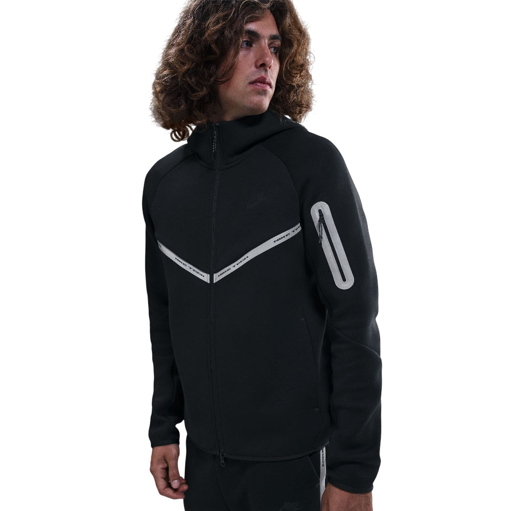 NIKE Tech Full-Zip Fleece Windrunner Jacket with Reflective Accents Black IM6537-010