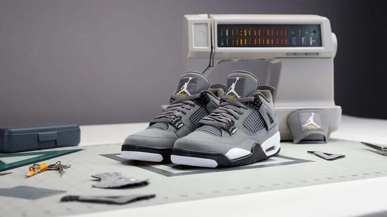 From 2004 is almost back the Air Jordan 4 Retro Cool Grey Colorway