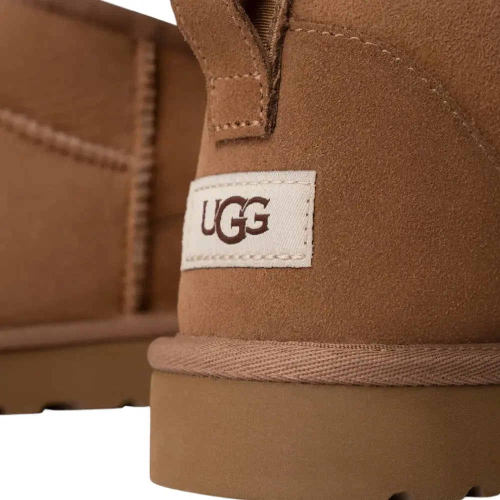 UGG Classic Ultra Mini Boots 1137391-CHE