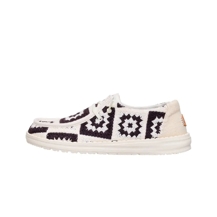 HEY DUDE Wendy Cottage Crochet White Black 43109-0C4