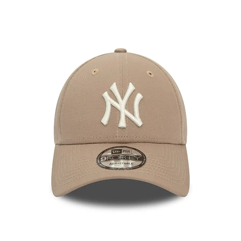NEW ERA New York Yankees League Essential Brown 9Forty Adjustable Cap 60435207