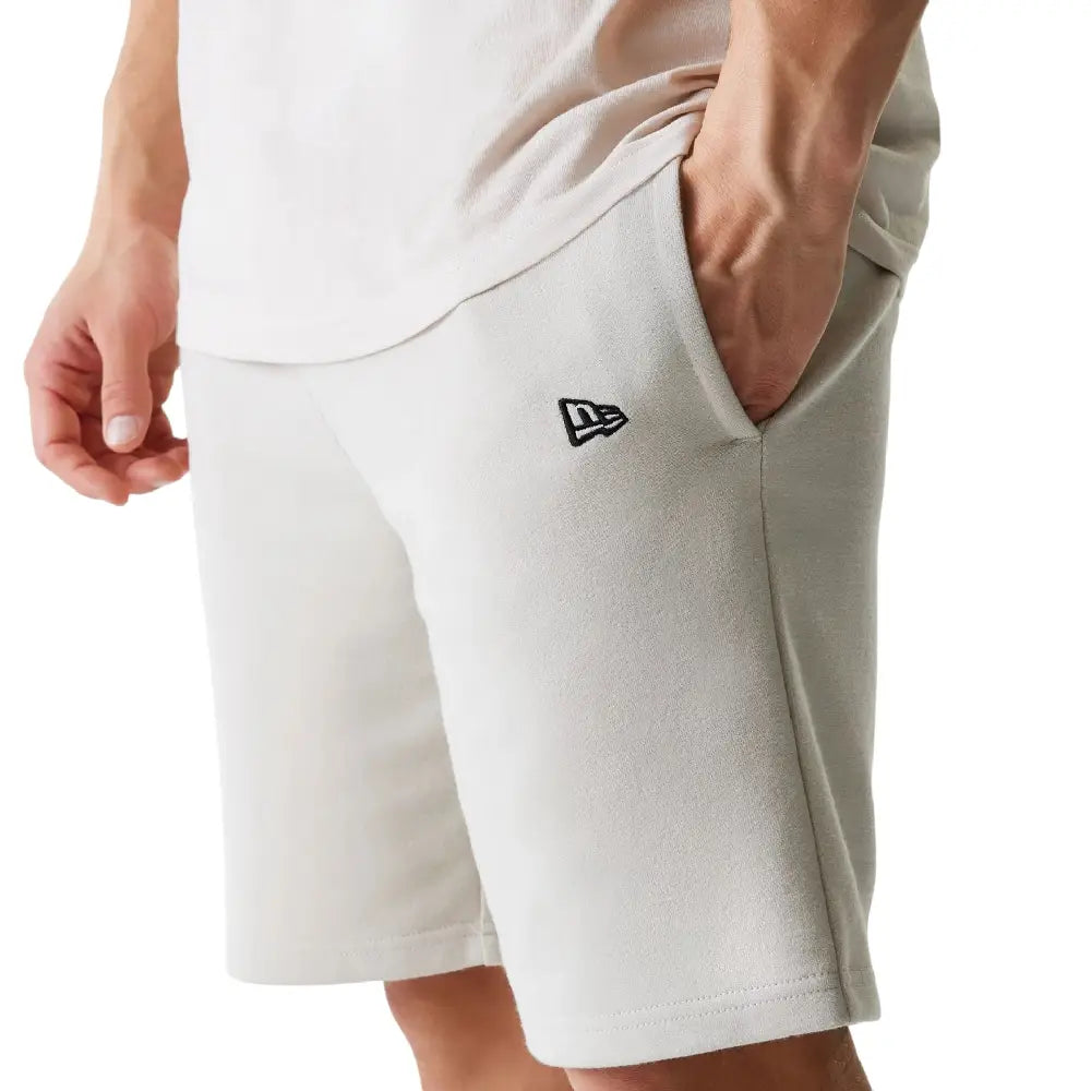 NEW ERA New York Yankees MLB League Essential French Terry Cream Shorts 60675755