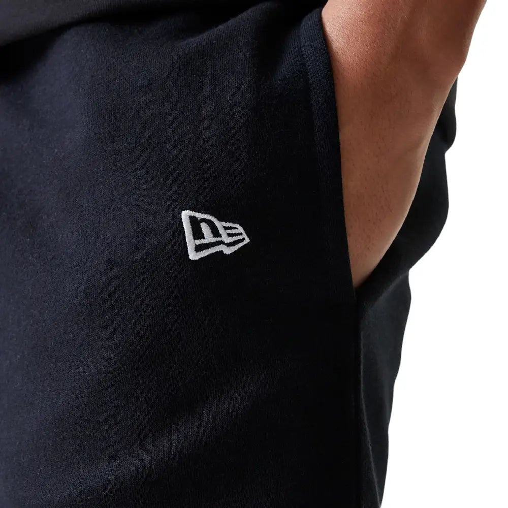 NEW ERA New York Yankees MLB League Essential French Terry Black Shorts 60675757