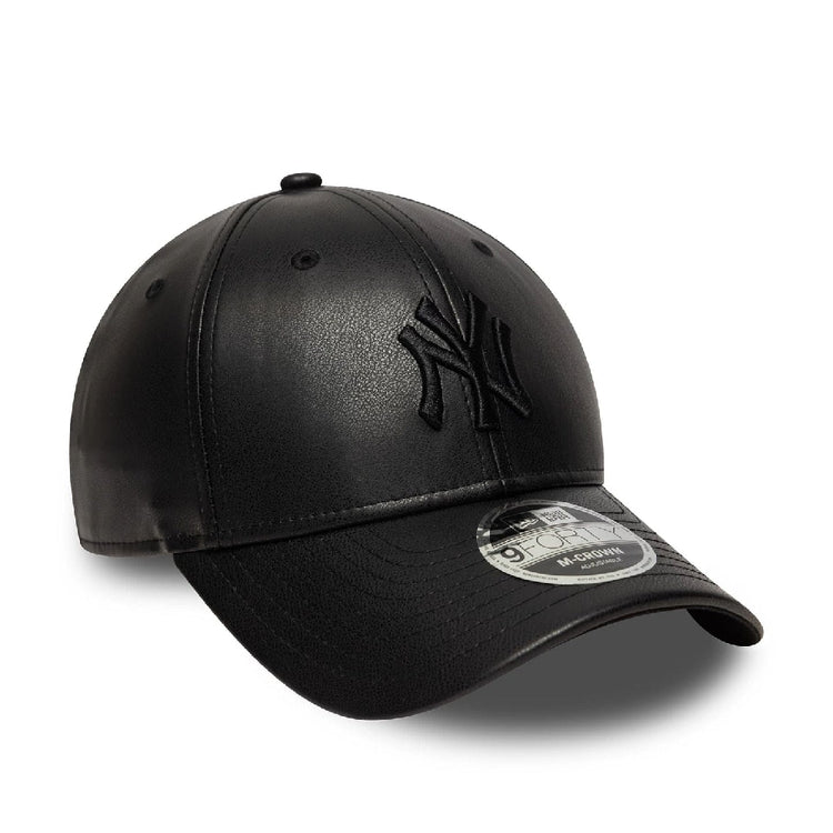 NEW ERA New York Yankees MLB PU Black 9FORTY M-Crown Adjustable Cap 60759034