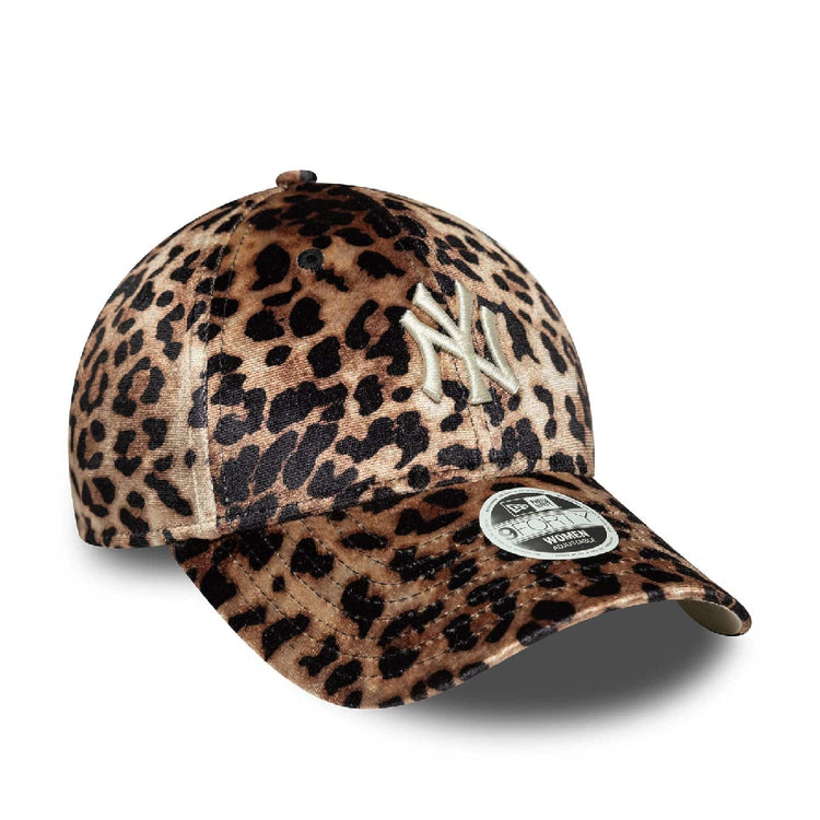 NEW ERA New York Yankees Womens MLB Leo Velour Dark Brown 9FORTY Adjustable Cap 60759057
