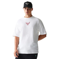 NEW ERA Chicago Bulls NBA League Essential White Oversized T-Shirt 60771518