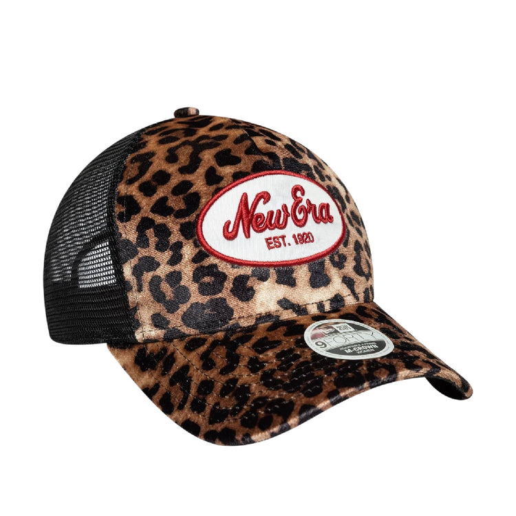 NEW ERA Womens New Era Leopard Light Beige 9FORTY M-Crown A-Frame Trucker Cap 60771767