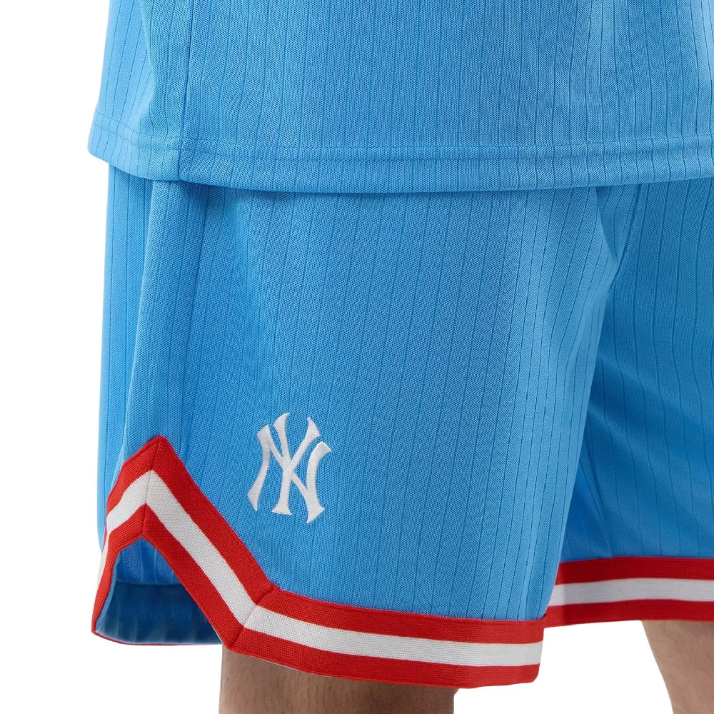 NEW ERA New York Yankees MLB Arch Pastel Blue Oversized Shorts 60856134
