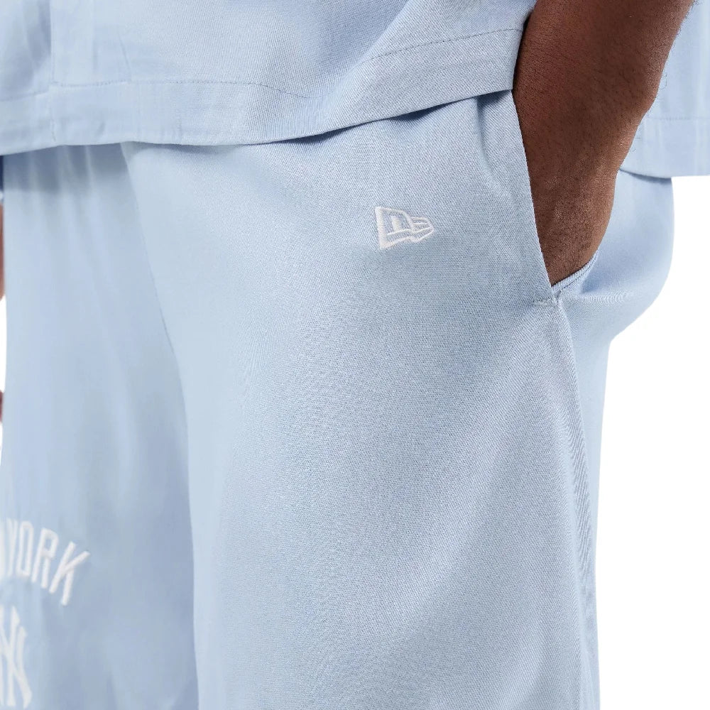 NEW ERA New York Yankees MLB Woven Pastel Blue Shorts 60856158