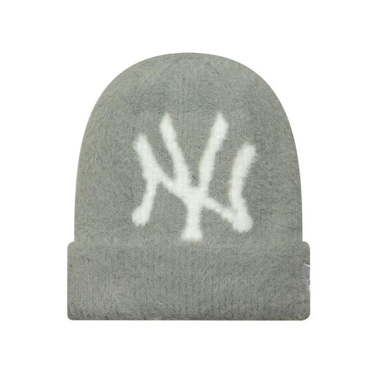 NEW ERA New York Yankees Womens MLB Fluffy Mohair Grey Cuff Knit Beanie Hat 60915890