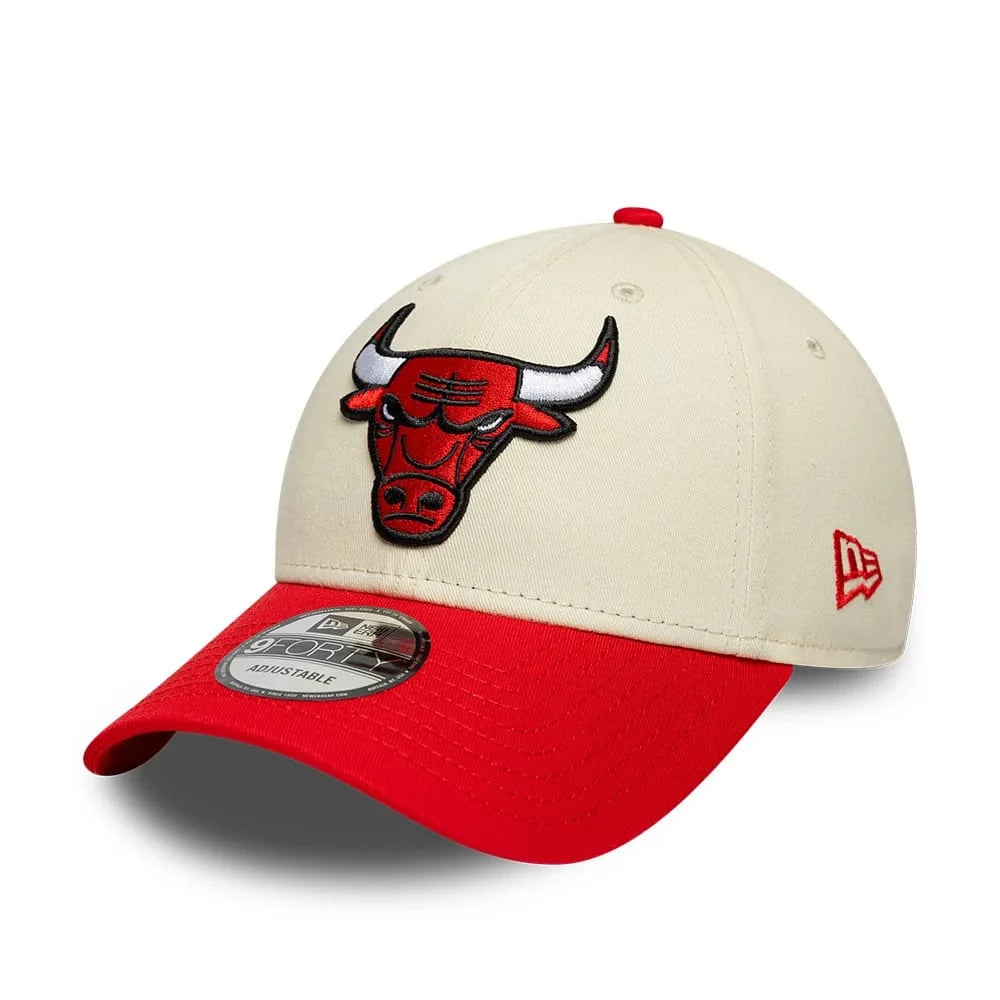 NEW ERA Chicago Bulls NBA Colourblock Cream & Red 9FORTY Adjustable Cap 60915902