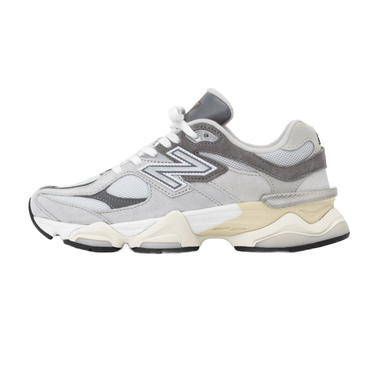9060 Grey Sneakers