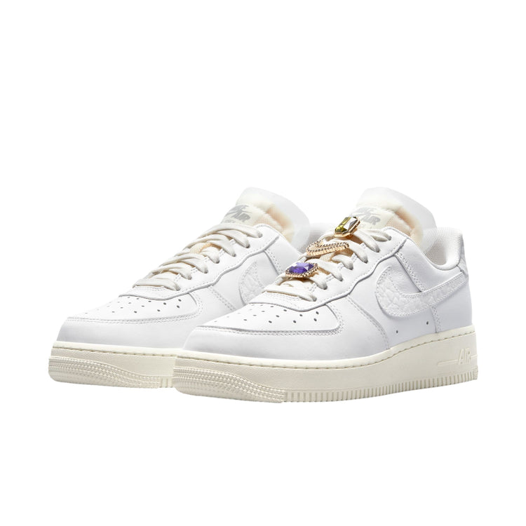 NIKE Air Force 1 Low Premium Summit White Sneakers DN5463-100