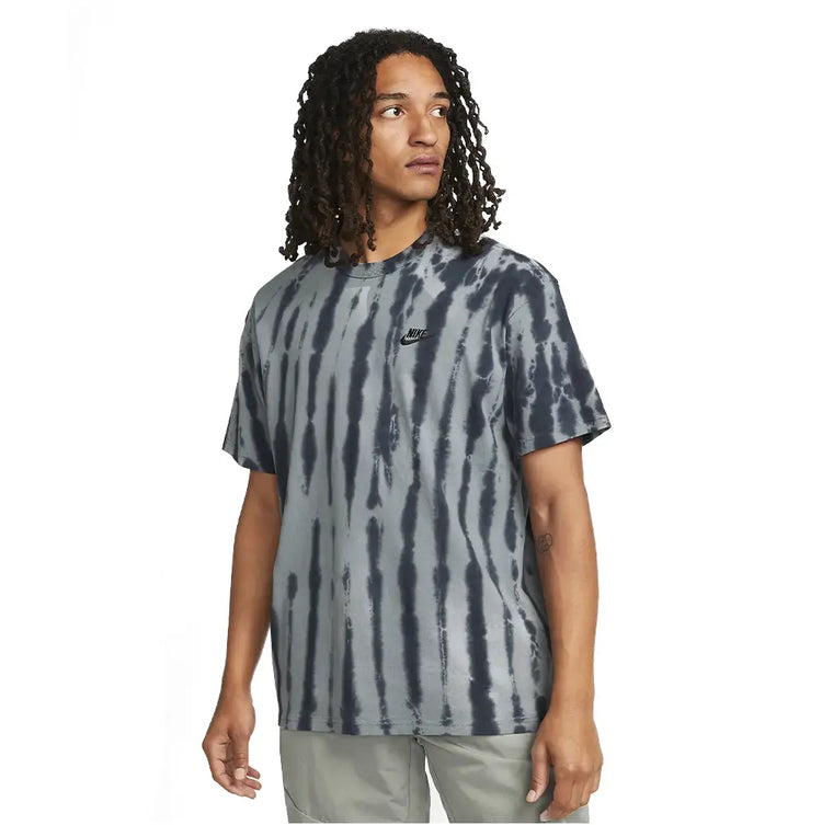 NIKE M NSW PREM ESSNTL DYE TEE DR7926-065