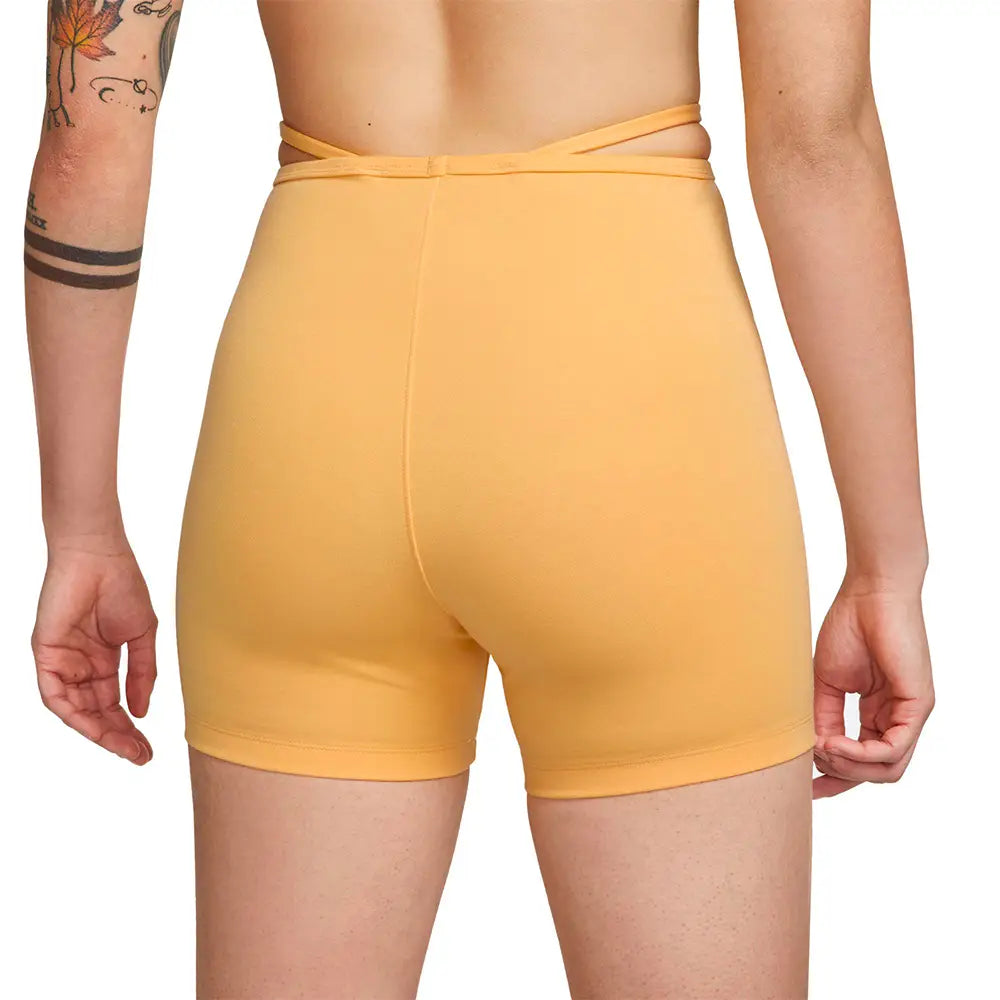 NIKE Sportswear Everyday Modern High Waisted Biker Short DV7928-795