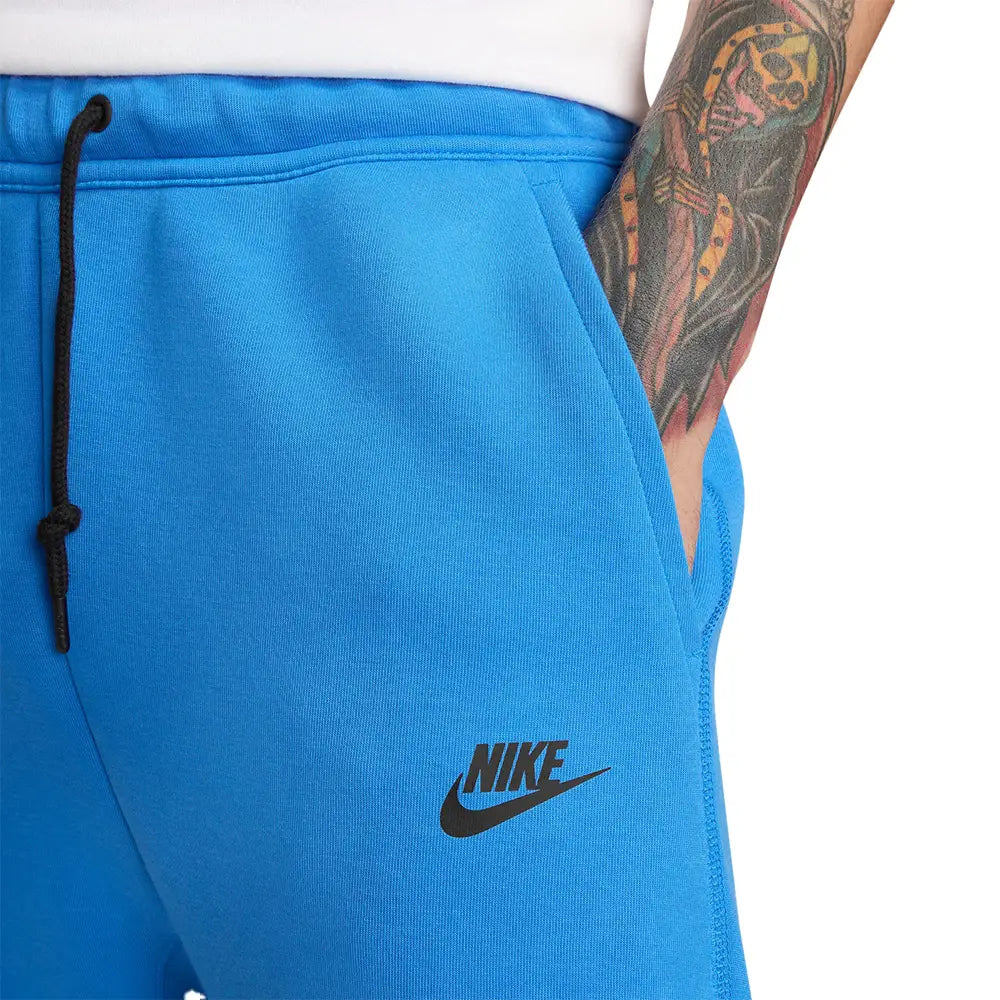 NIKE Sportswear Tech Fleece Slim Fit Pant FB8002-435