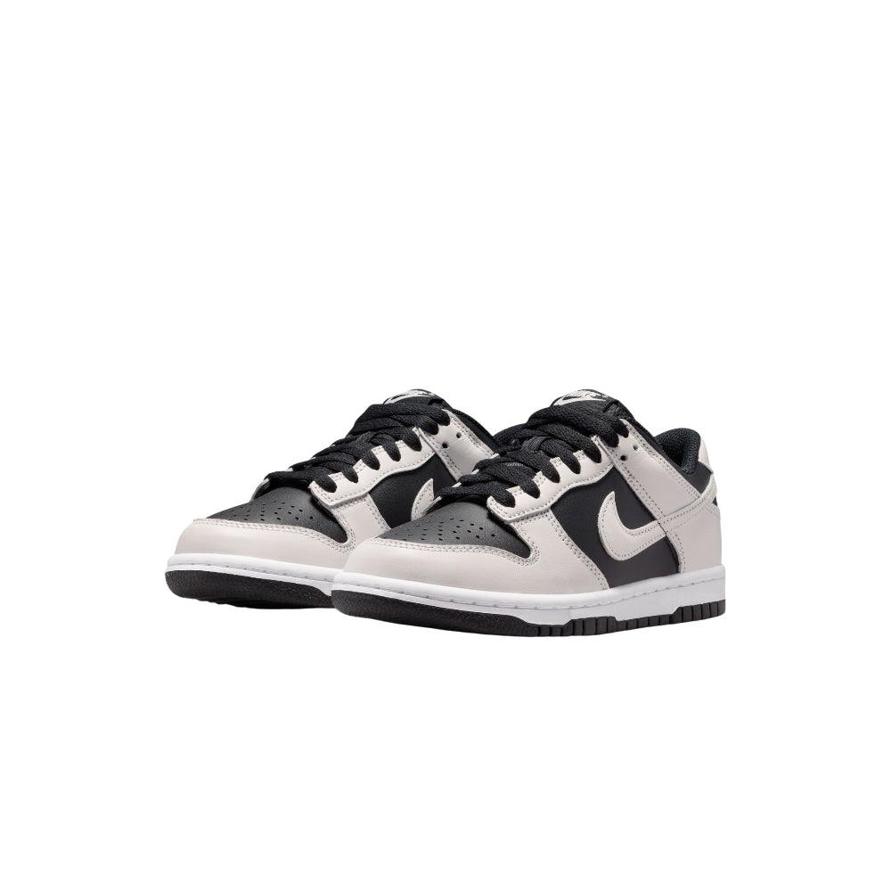 NIKE Dunk Low Sneakers Black (GS) FB9109-010