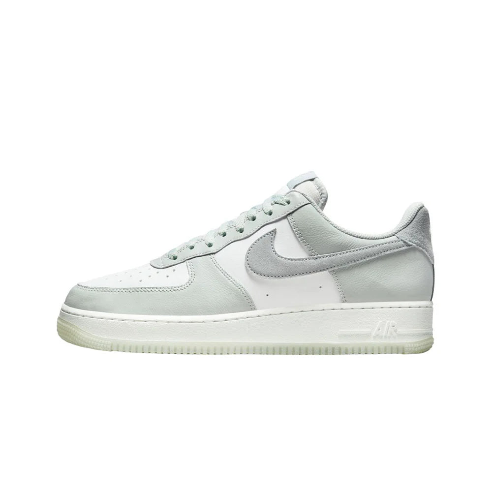 NIKE Air Force 1 '07 Lv8 Light Silver Sneakers FJ4170-003