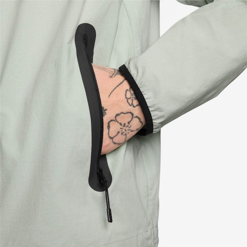 NIKE Tech Woven Jacket Grey HM7151-034