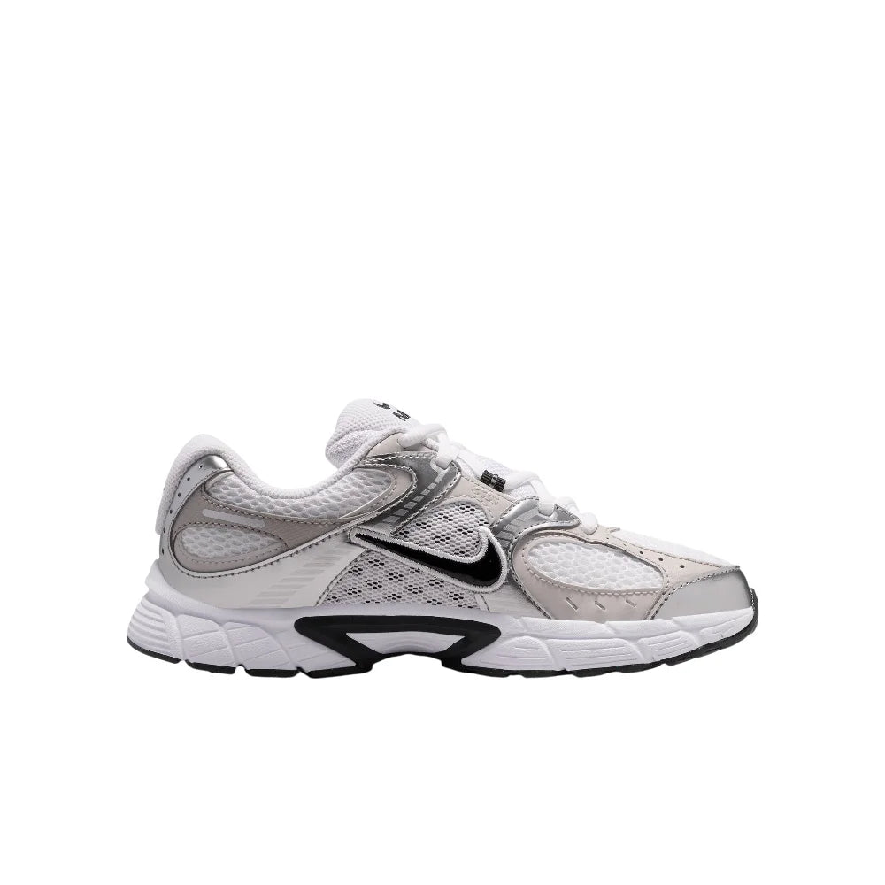 NIKE V5 RNR Big Kids' Sneakers White (GS) HQ6411-100