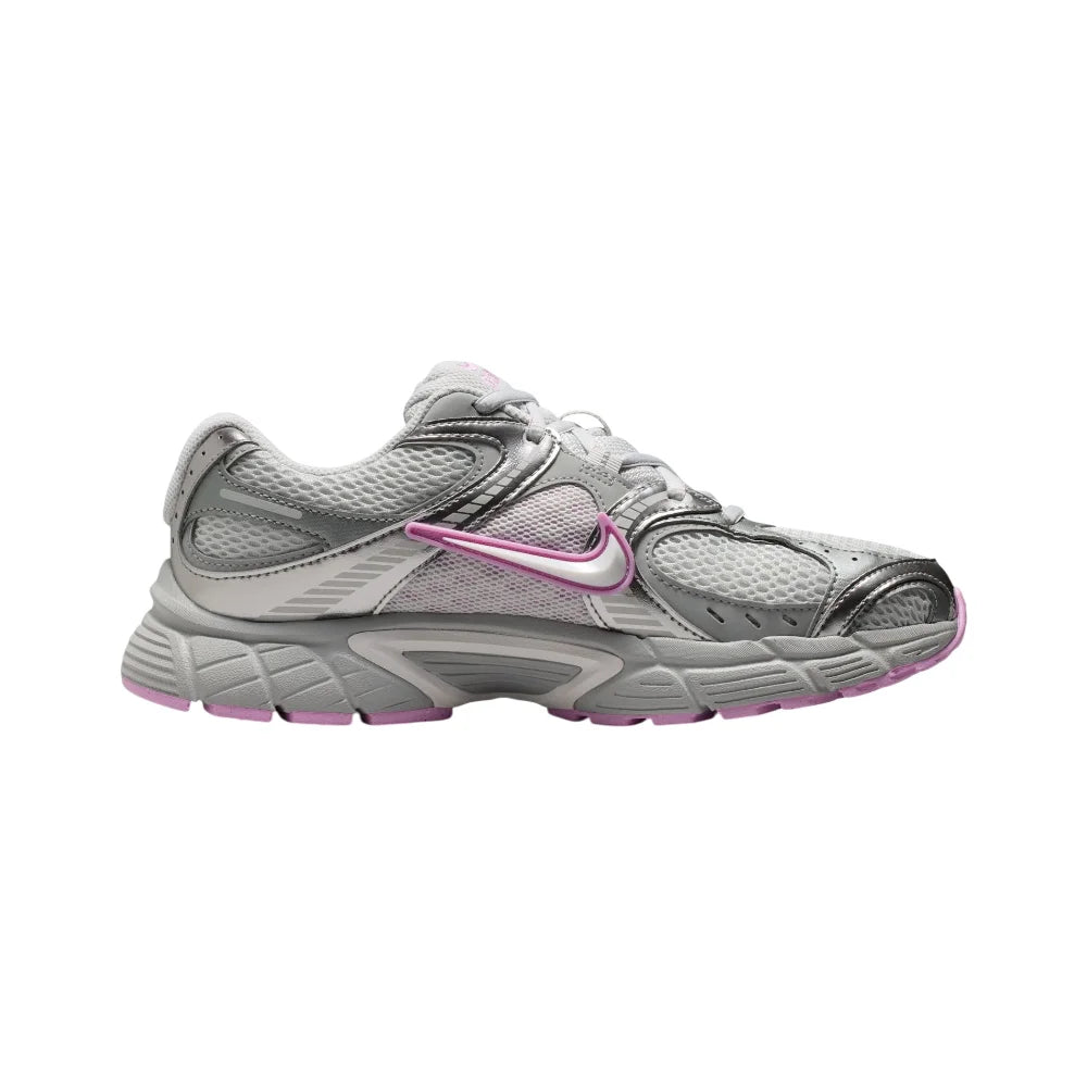 NIKE V5 RNR Sneakers with Reflective Accents Grey HQ7901-009