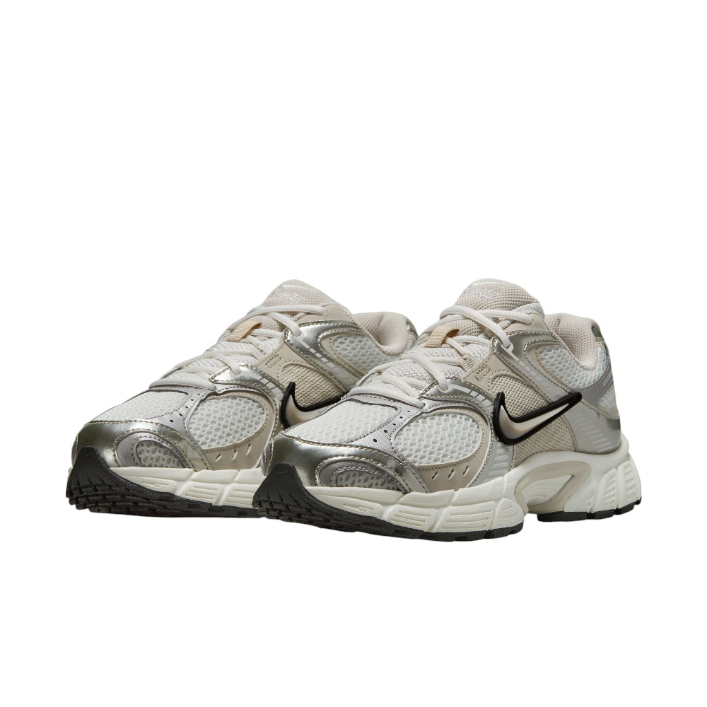 NIKE V5 RNR Summit White/Brown Sneakers HQ7901-104