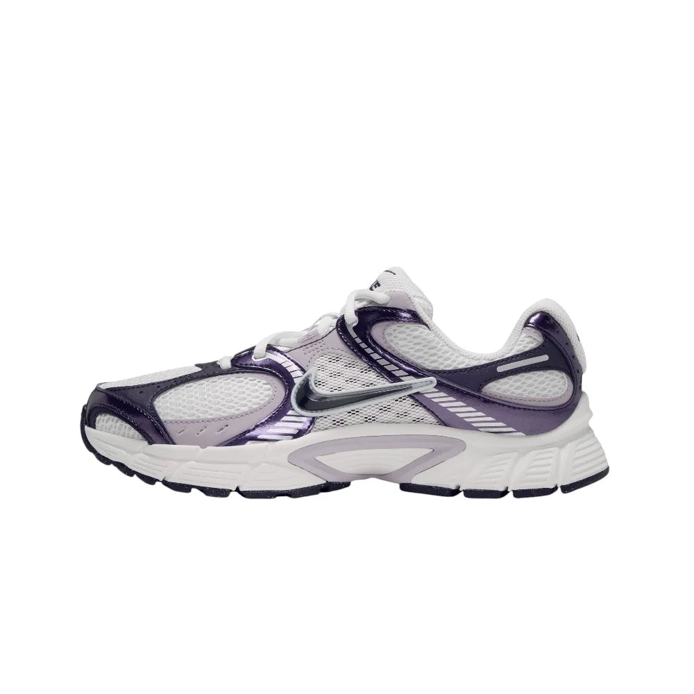 NIKE V5 RNR Sneakers with Reflective Accents White HQ7901-114