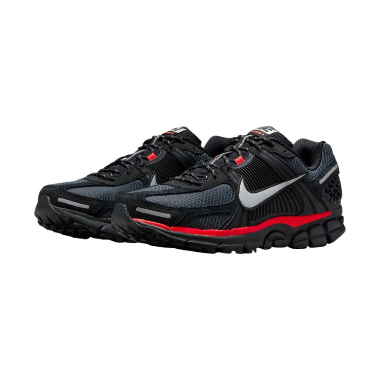 NIKE Air Zoom Vomero 5 Black Metallic University Red Sneakers HV2527-002