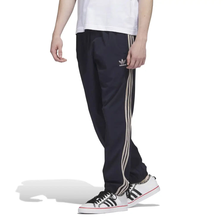 ADIDAS WOVEN PANT IC5541