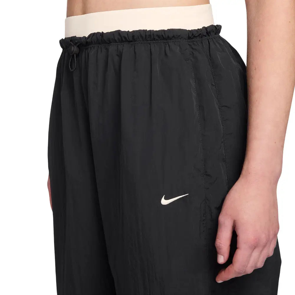NIKE Sportswear Loose High-Waisted Parachute Pants Black IF0334-010