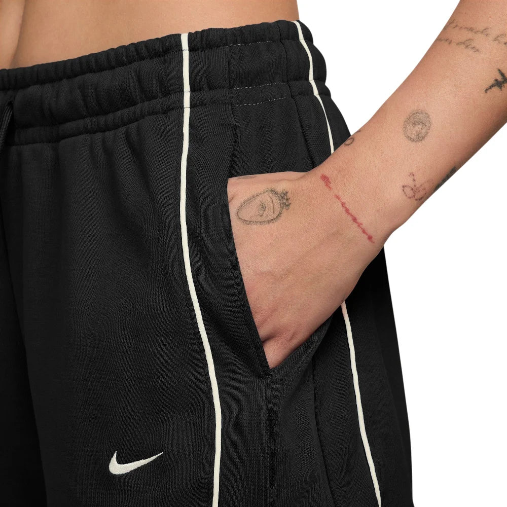 NIKE Sportswear Loose Mid-Rise 3" Fleece Shorts Black IF0526-010