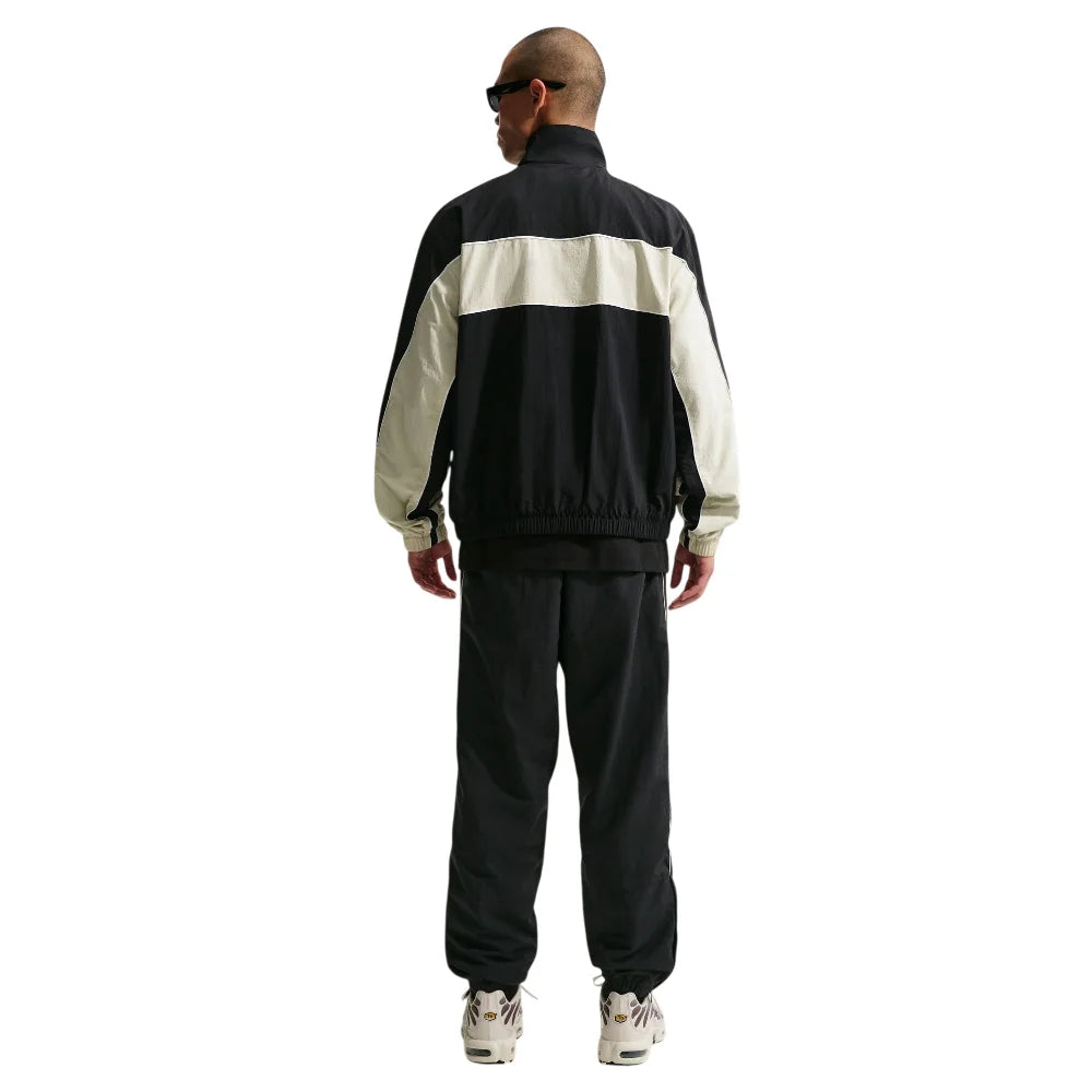 NIKE Sportswear Club Lightweight Full-Zip Jacket Black IF0766-010