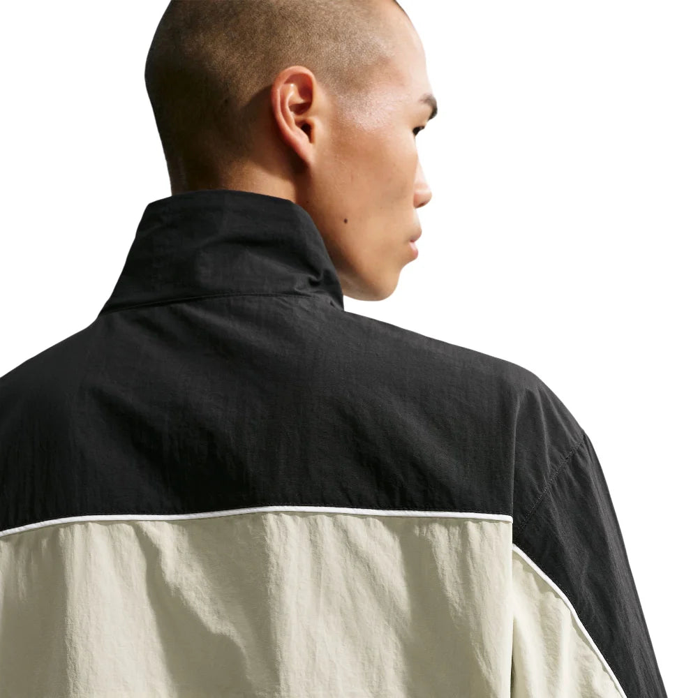 NIKE Sportswear Club Lightweight Full-Zip Jacket Black IF0766-010