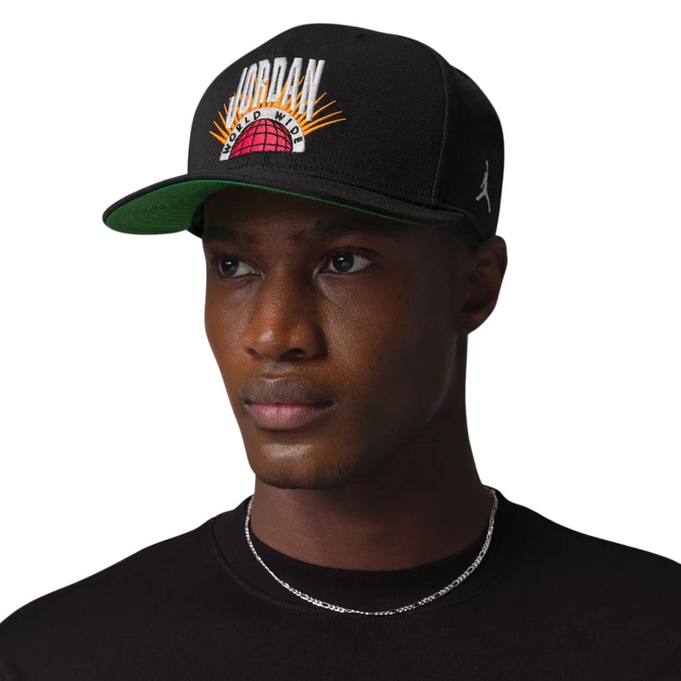 JORDAN Essentials Pro Structured Flat Bill Hat Black IF3508-010