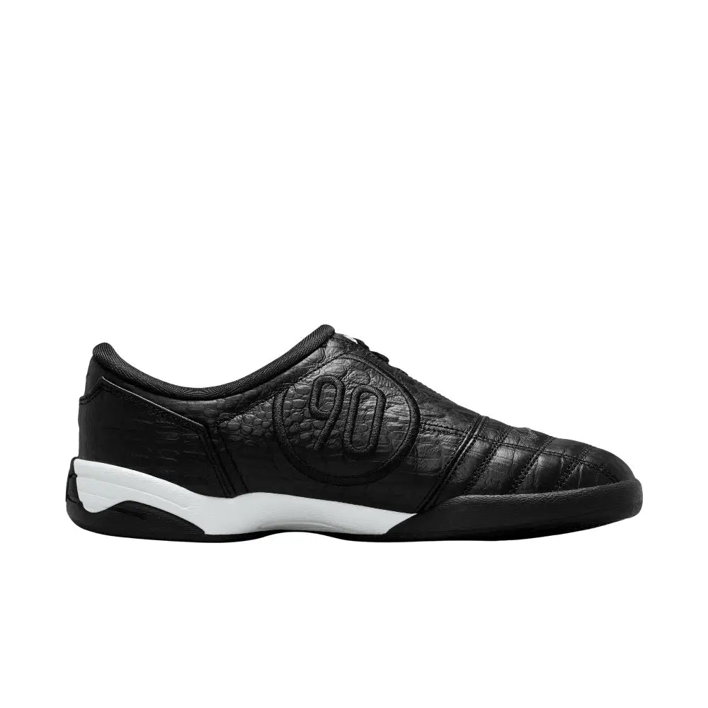 NIKE Total 90 Sneakers Black IF3947-001