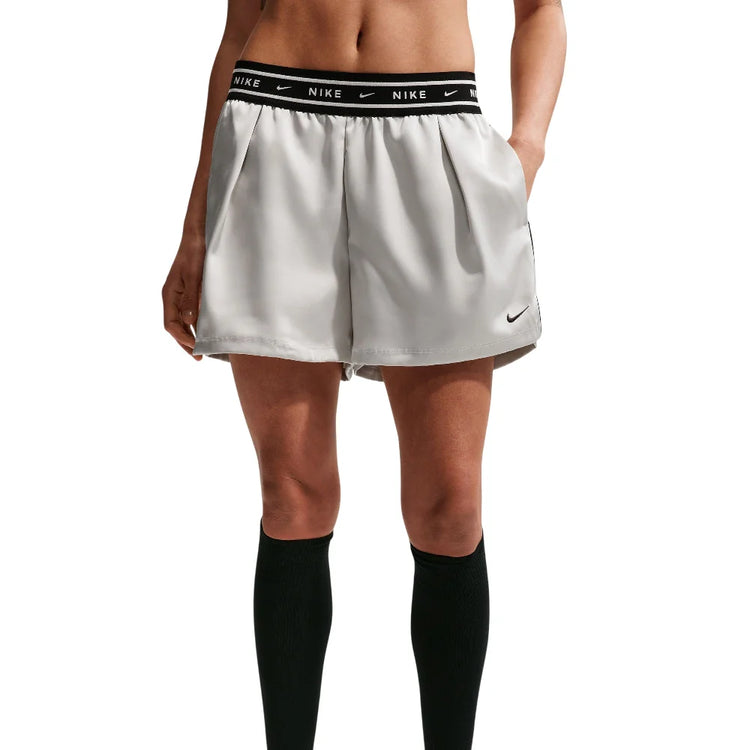 NIKE Sportswear Loose Mid-Rise Satin Shorts White IH1328-072