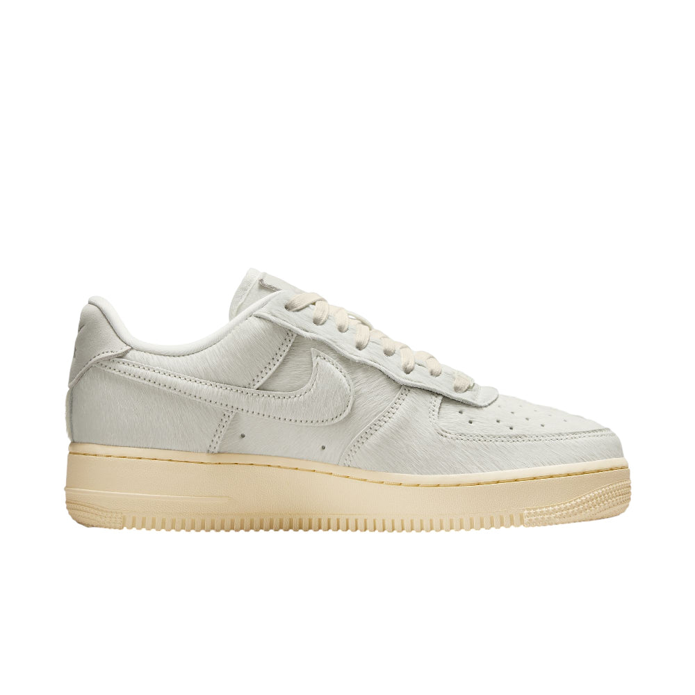 NIKE Air Force 1 '07 Pony Hair White Sneakers  II7398-100