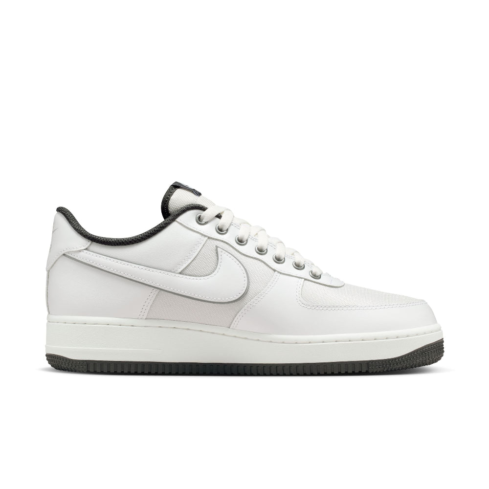 NIKE Air Force 1 '07 LV8 Sneakers White IM6001-121