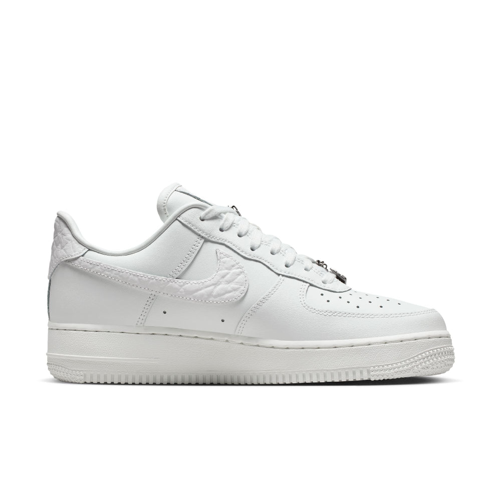 NIKE Air Force 1 '07 Low Sneakers White IM6485-121