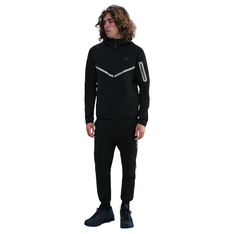 NIKE Tech Full-Zip Fleece Windrunner Jacket with Reflective Accents Black IM6537-010