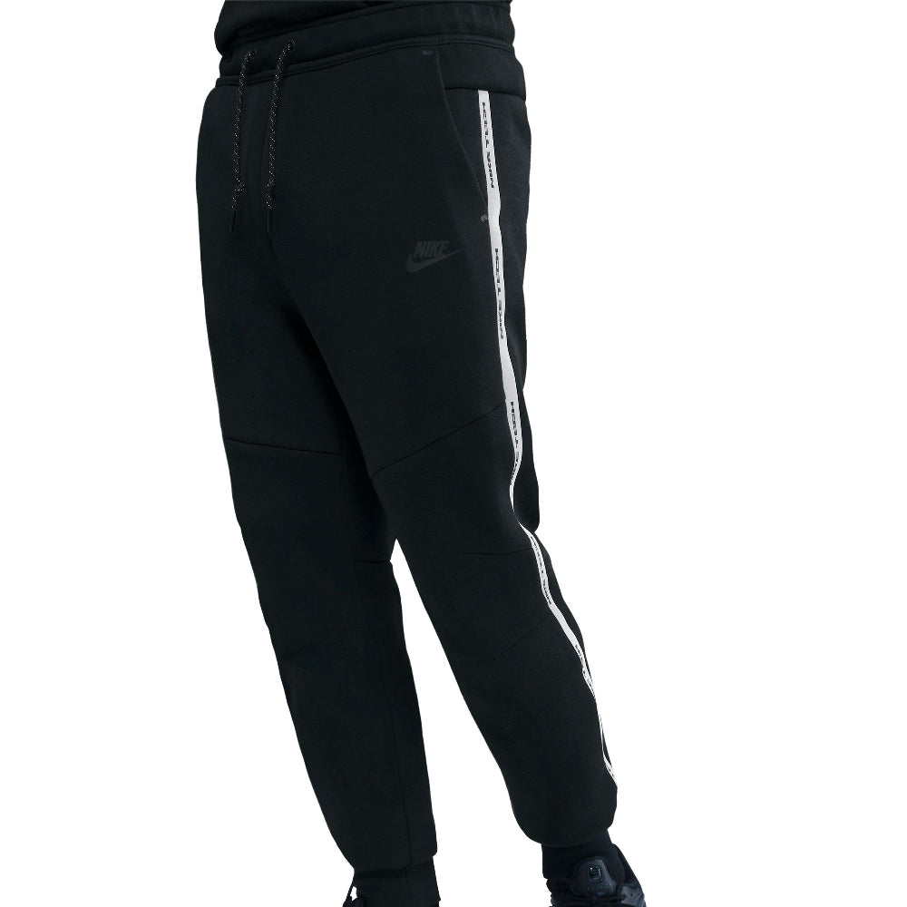 NIKE Tech Fleece Pant with Reflective Accents Black IM6540-010